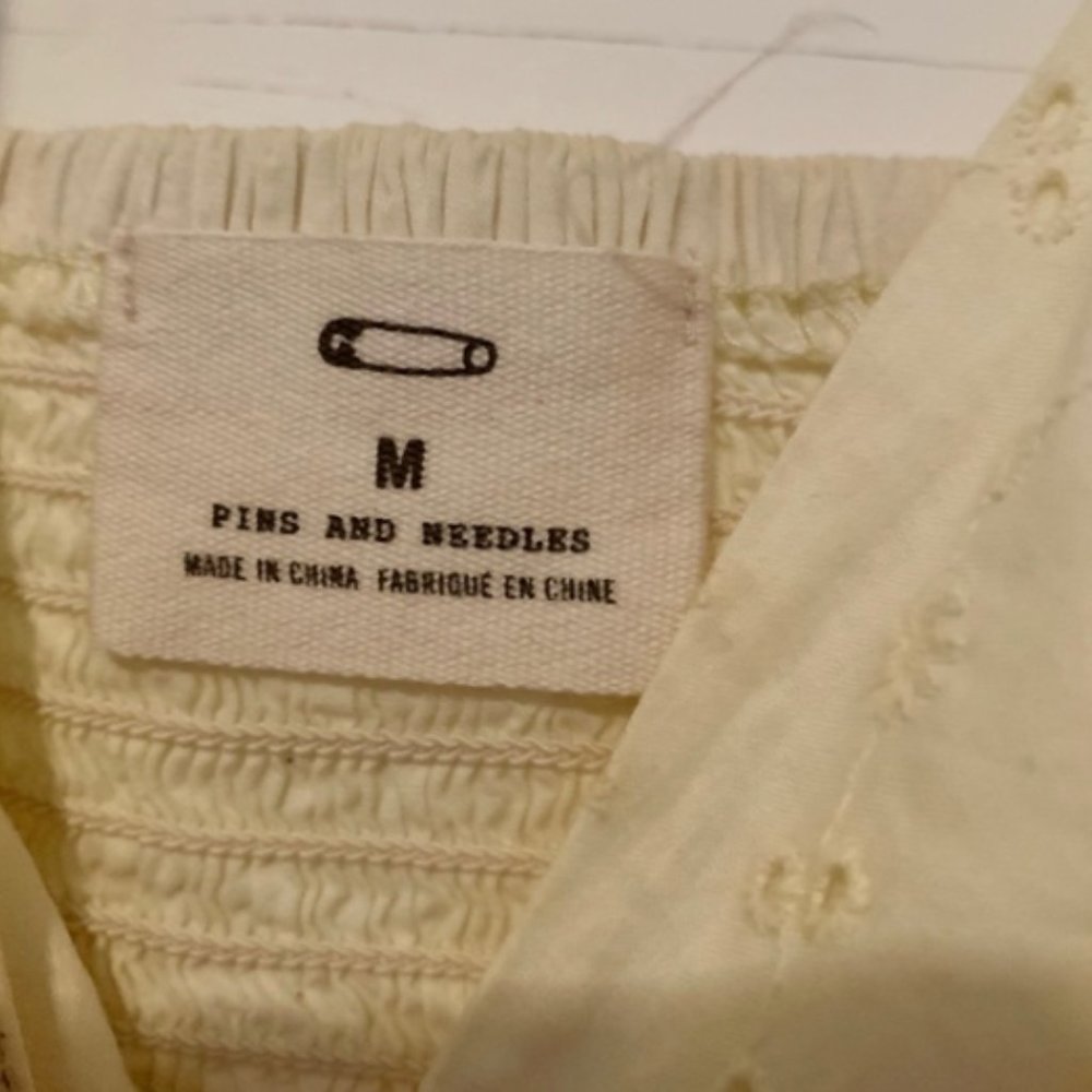 FREE* Yellow Eyelet Crop Top - Picture 3 of 4